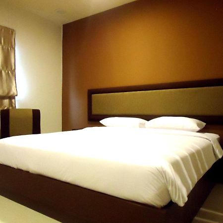 Hotel Olive Tangerang Eksteriør bilde