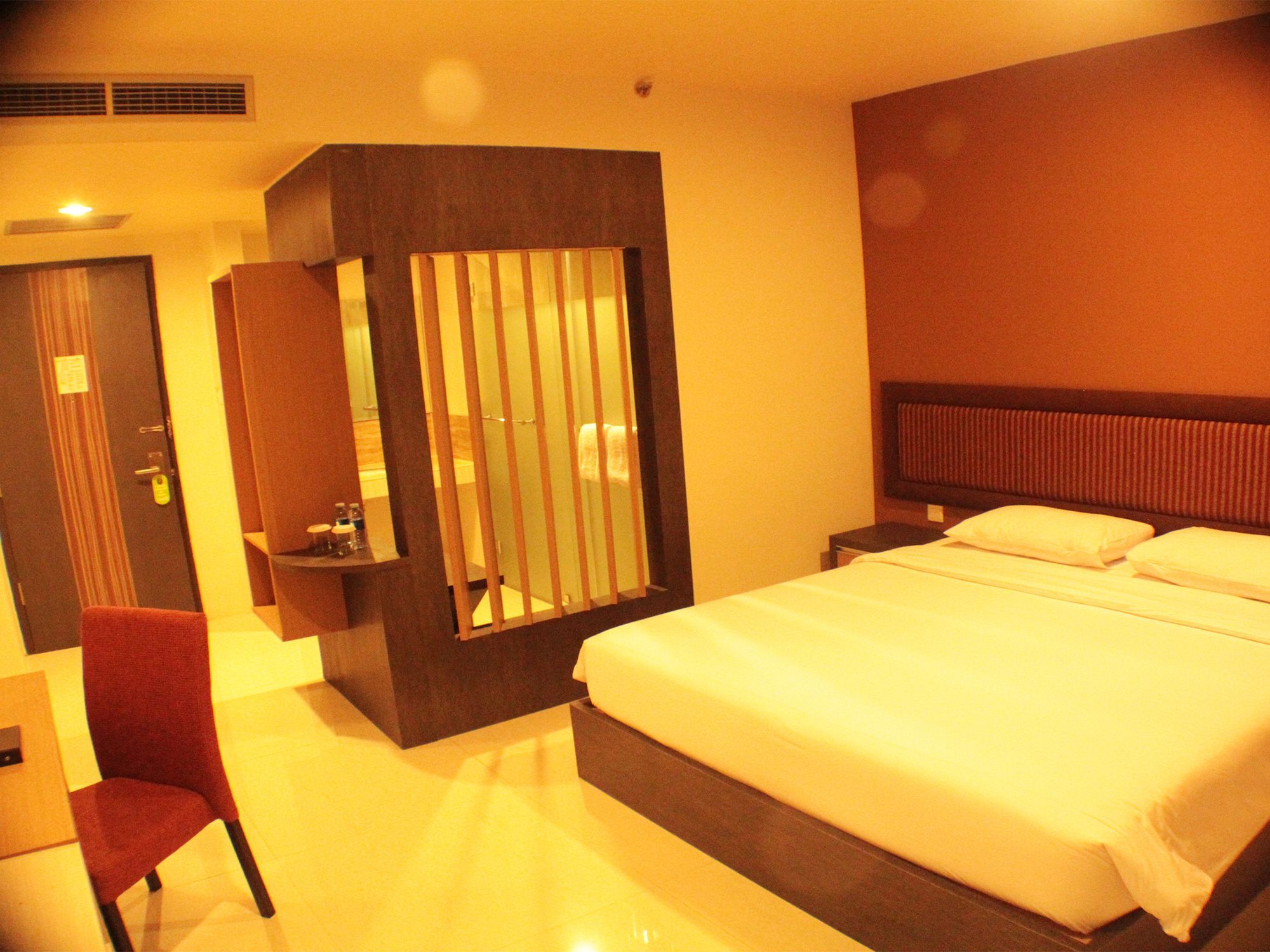 Hotel Olive Tangerang Eksteriør bilde